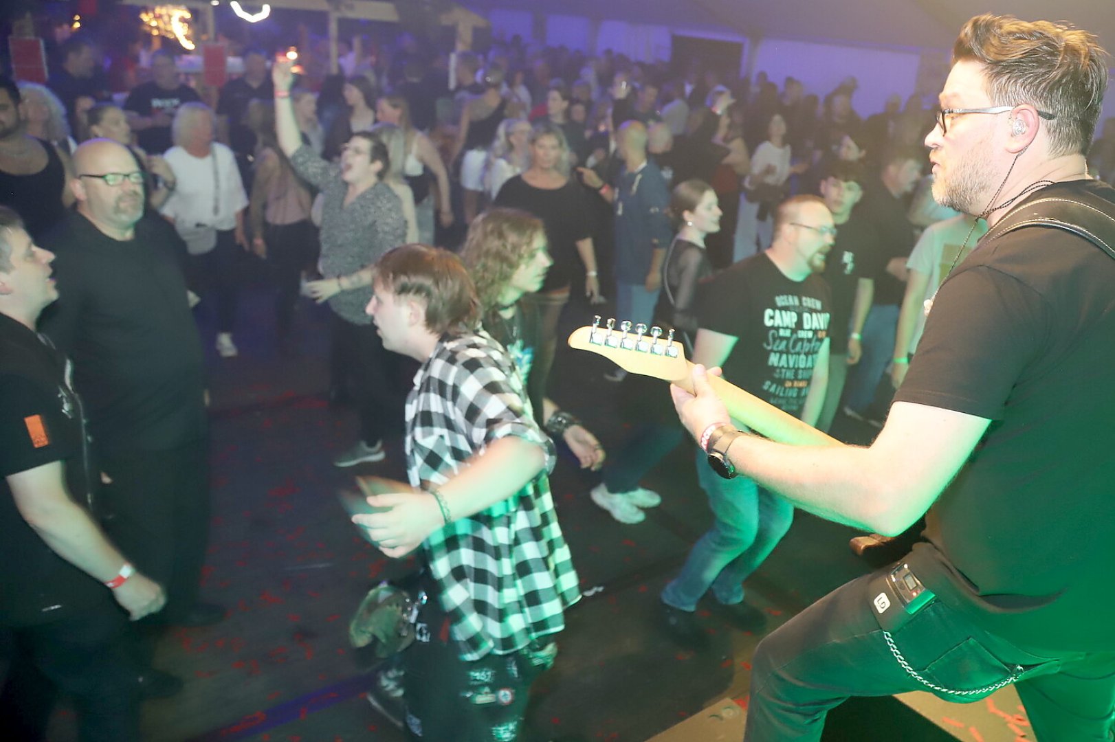 Ausgelassene Stimmung bei „E’fehn rockt“  - Bild 1
