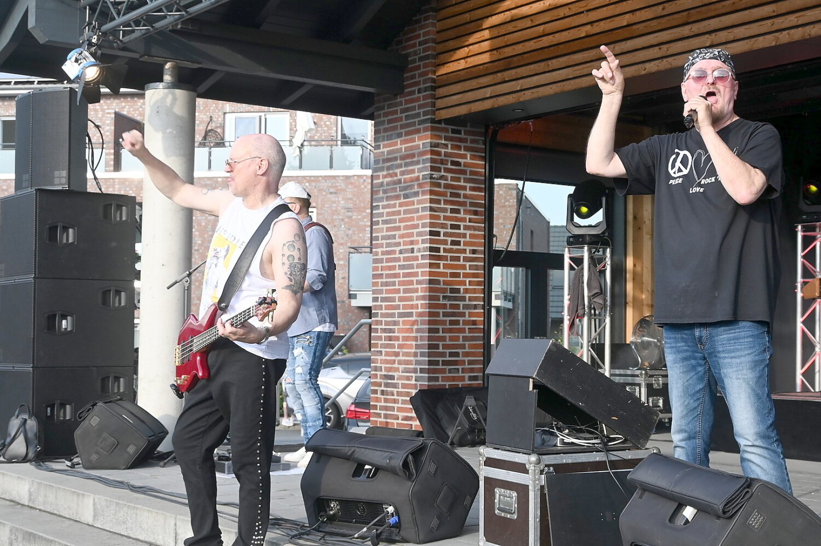  „Pick Up“ rockt die 80er und 90er in Rhauderfehn - Bild 1