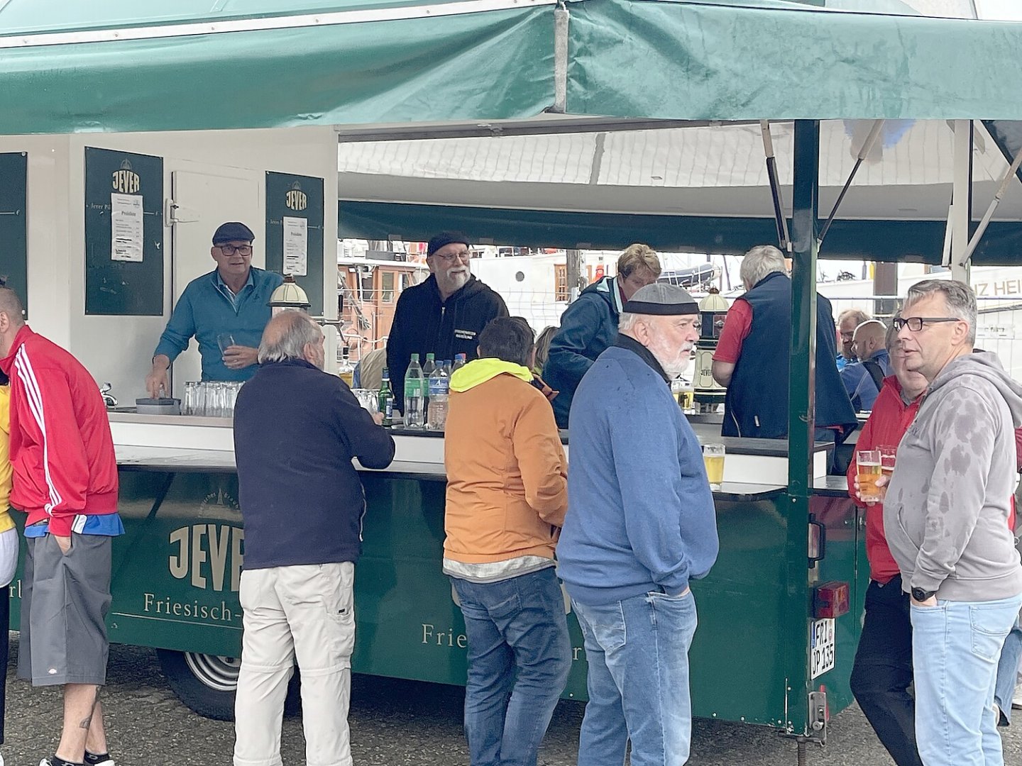 Bilder vom Hafenfest Ditzum - Bild 1