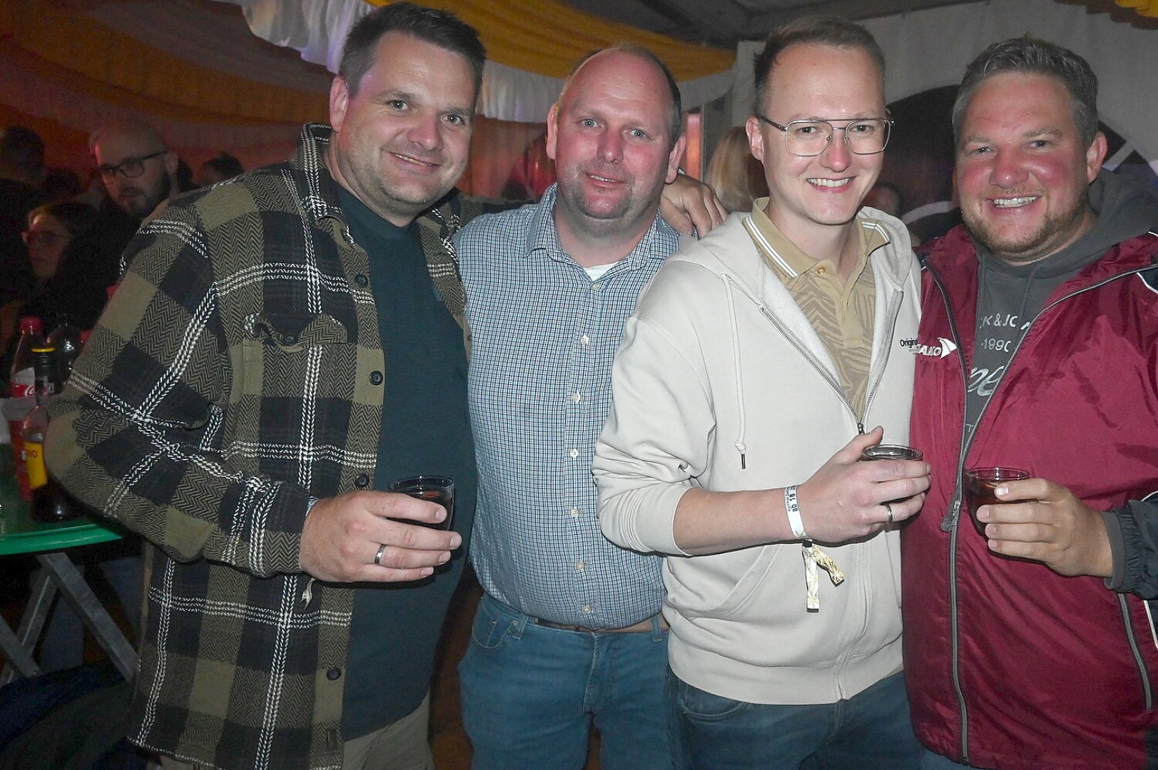 Schützenbeben in Ostrhauderfehn - Bild 1