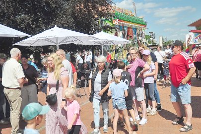 Der Samstag auf dem Müggenmarkt in Jemgum - Bild 3