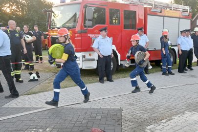 Feuerwehr-Schnelligkeitswettkampf in Langholt - Bild 3