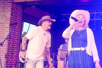 Country-Night auf dem Marktplatz zieht zahlreiche Besucher an - Bild 4
