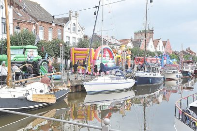 Weener feiert am Alten Hafen - Bild 3