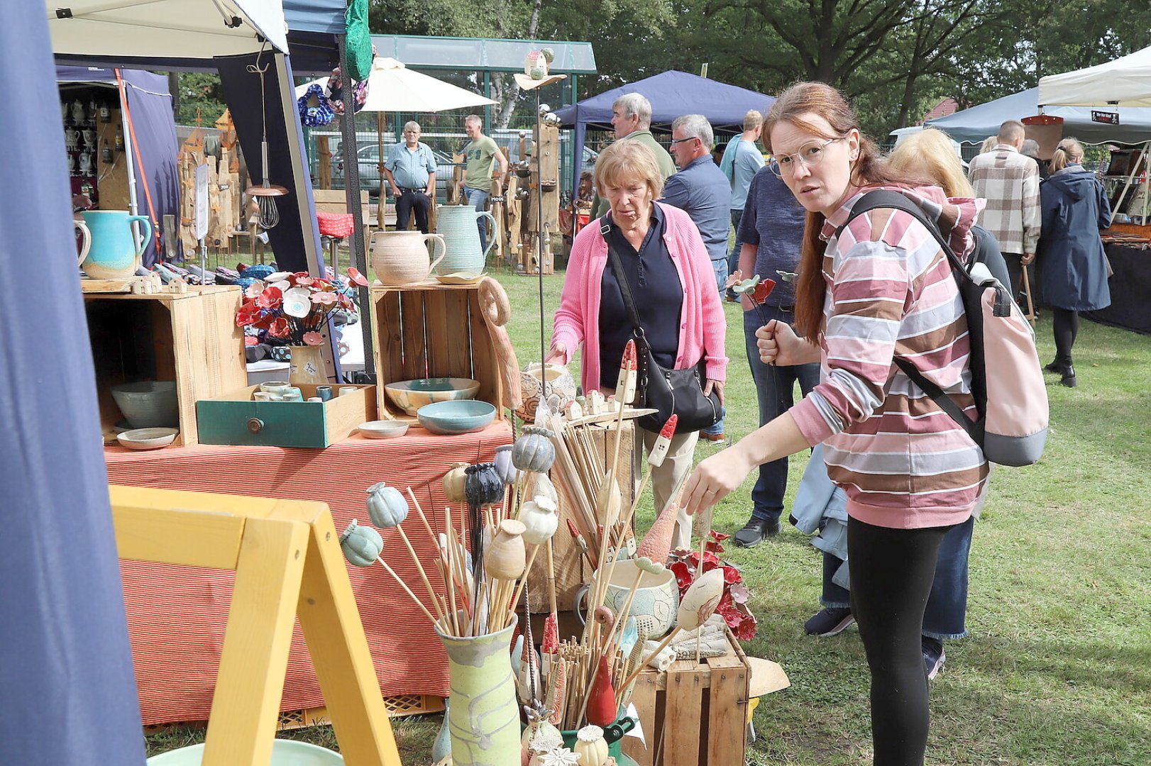Brauchtums- und Handwerkermarkt in Elisabethfehn - Bild 1