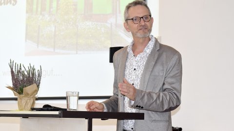 Grundschule in Ostrhauderfehn eröffnet - Bild 2