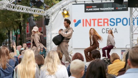 Bilder von der Fashion-Night in Leer - Bild 2