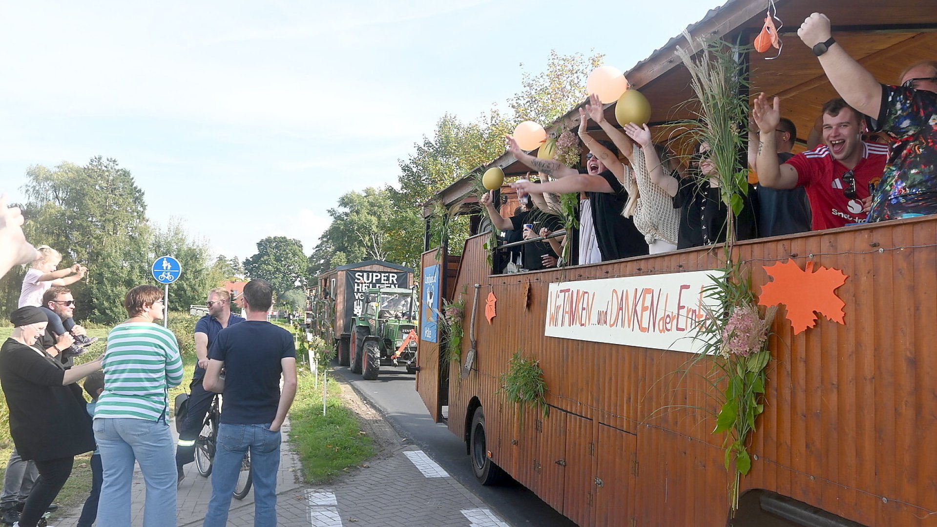 Ernteumzug in Bockhorst - Bild 1