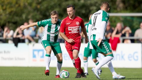 Werder-Legenden in Wiesmoor - Bild 2