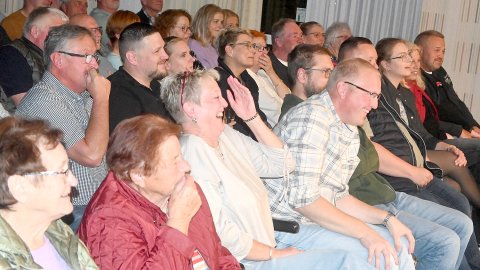 Viele Lacher bei „Överfall in’t Champus-Express“  - Bild 2