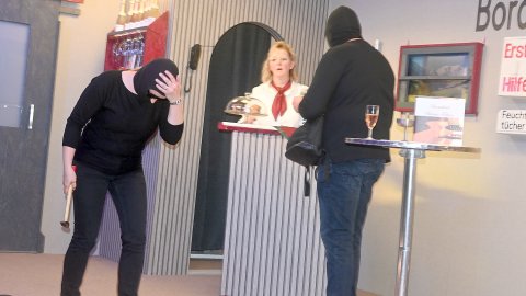Viele Lacher bei „Överfall in’t Champus-Express“  - Bild 4