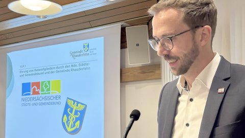 Ehrungen und Verabschiedungen Rat Rhauderfehn - Bild 2