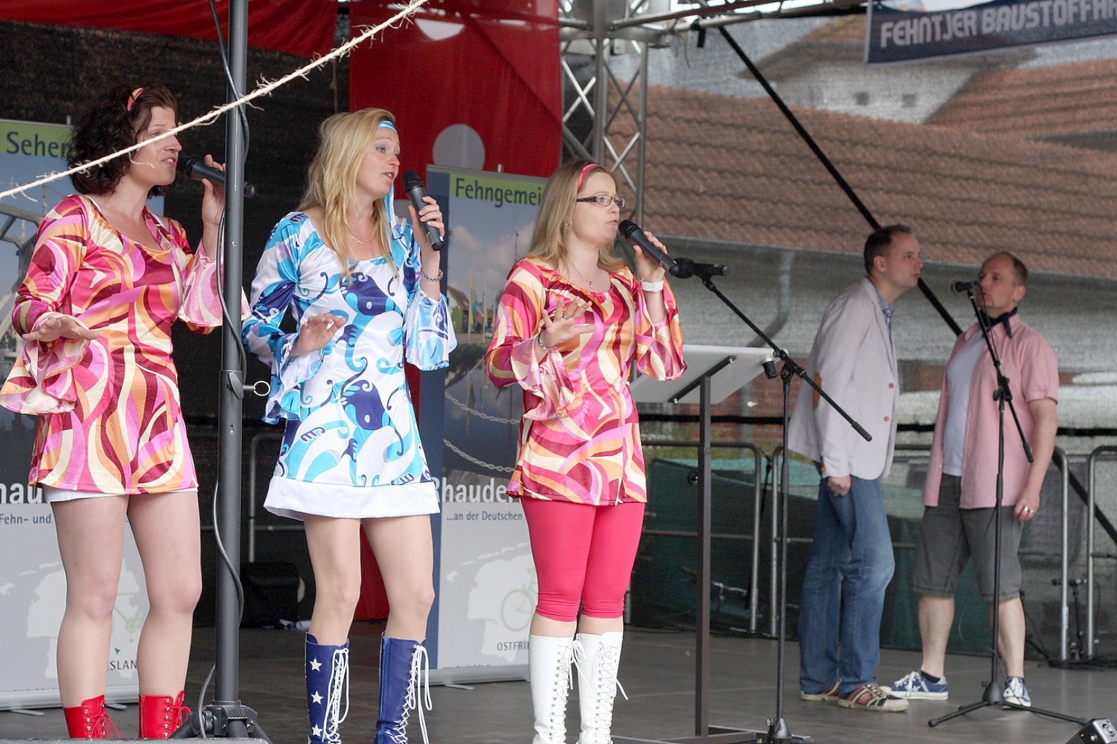 Rathausfest in Rhauderfehn - Bild 1