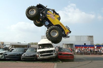 Monstertruck-Show in Leer - Bild 3