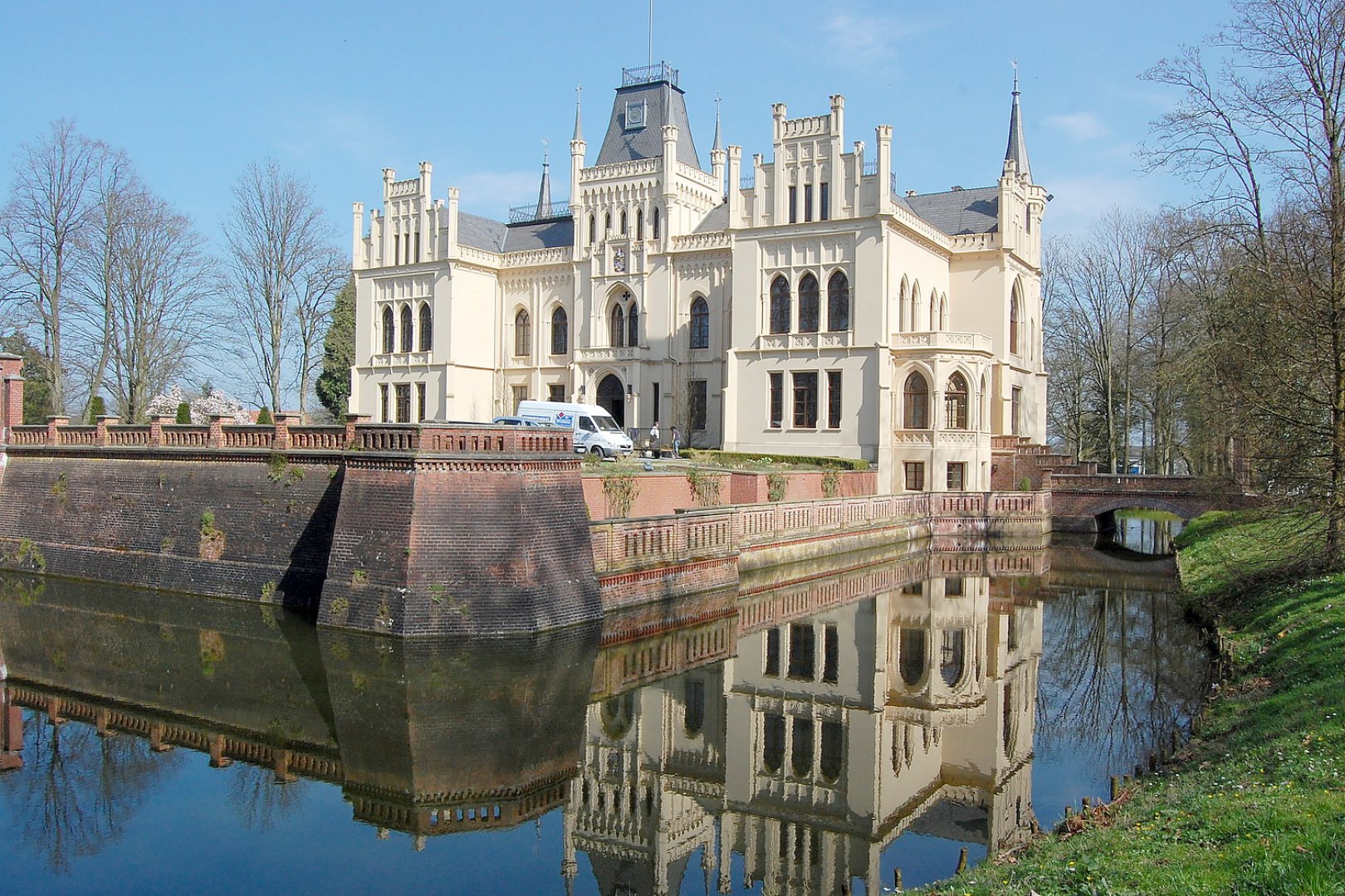 Traumhochzeit im Schloss - Bild 1