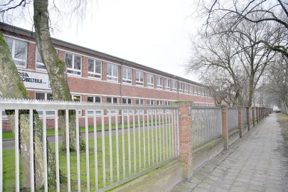 Frisia Möbelteile baut neue Halle - Bild 3