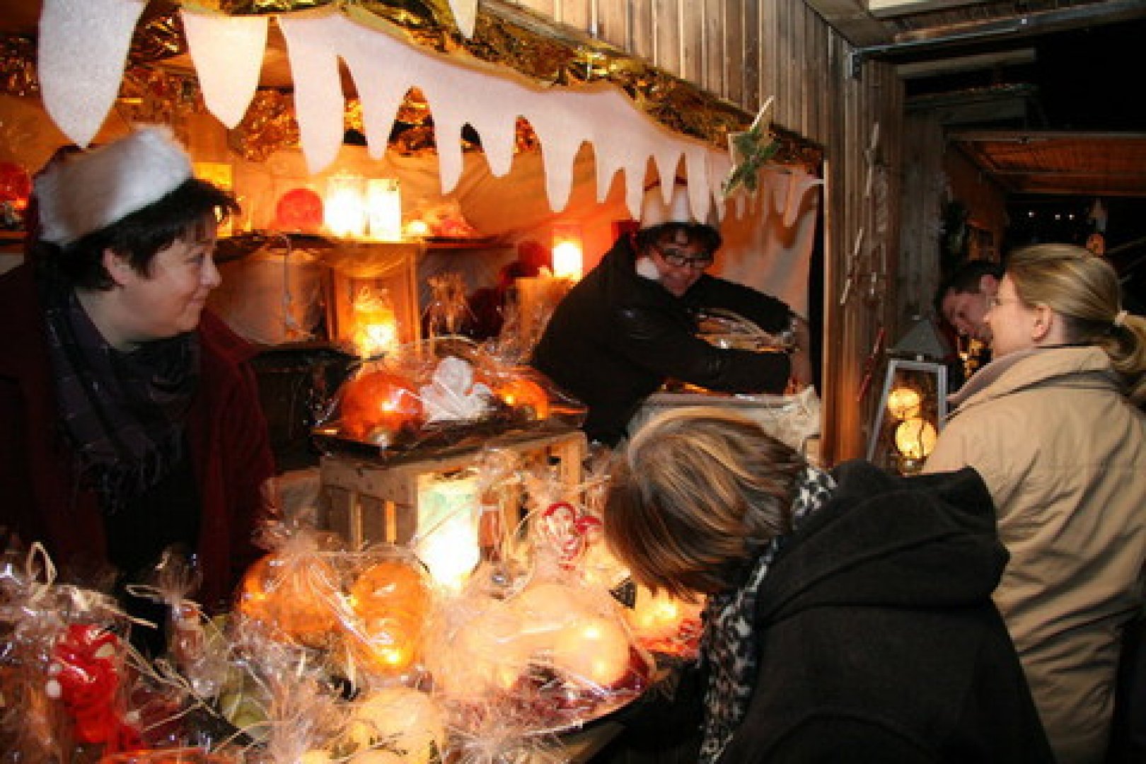 Weihnachtsmarkt in Elisabethfehn - Bild 1