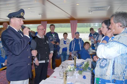 101 Schalke-Fans auf der Ems unterwegs - Bild 2