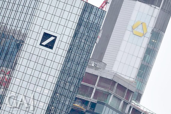 Deutsche Bank lotet „inoffiziell" mit Commerzbank Fusion ...