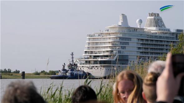 Emsüberführung der “Silver Nova”