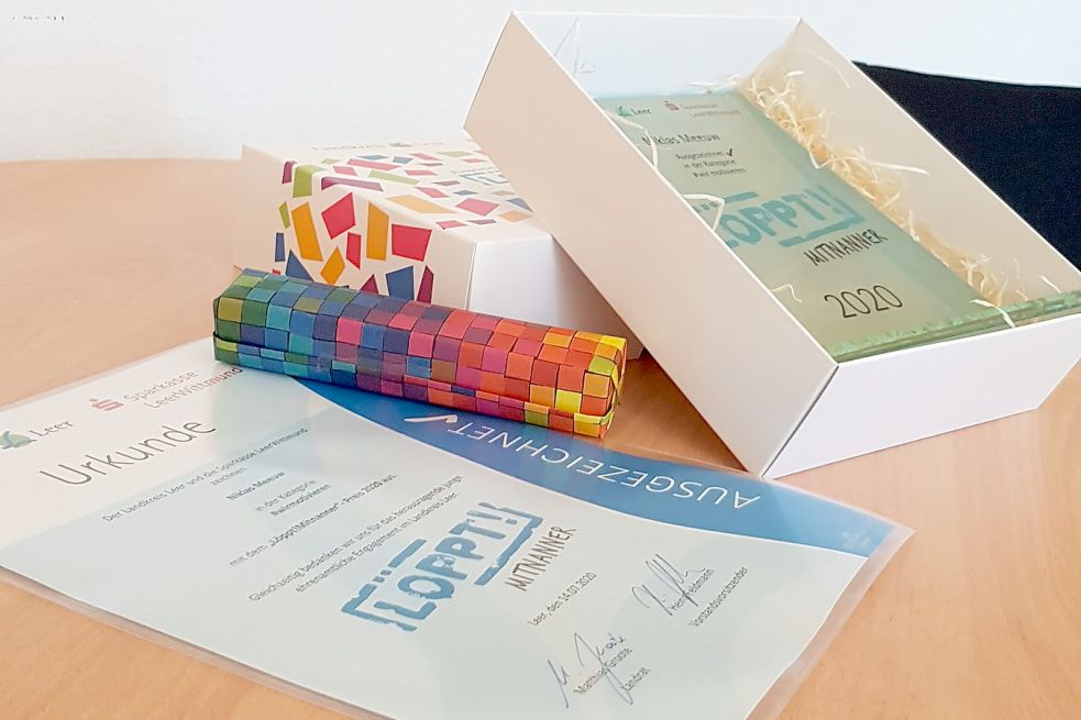 Die Teilnehmer erhielten neben einer Urkunde und einem Geschenk auch noch ein Preisgeld. Bild: Privat