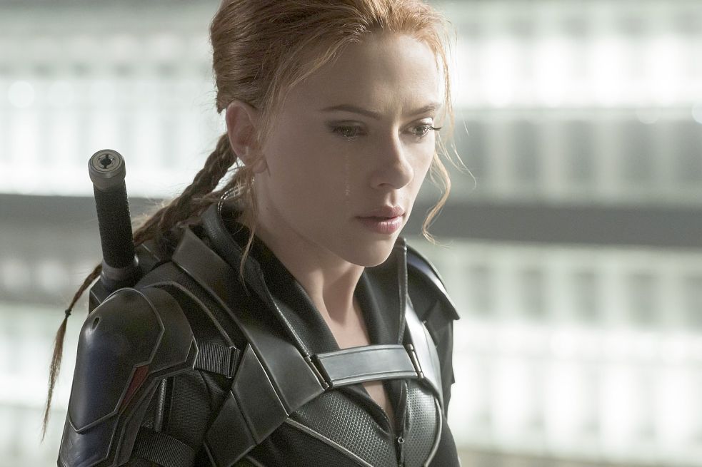 Scarlett Johansson als Natasha Romanoff in einer Szene des Films „Black Widow“. Foto: Maidment/Marvel Studios/dpa