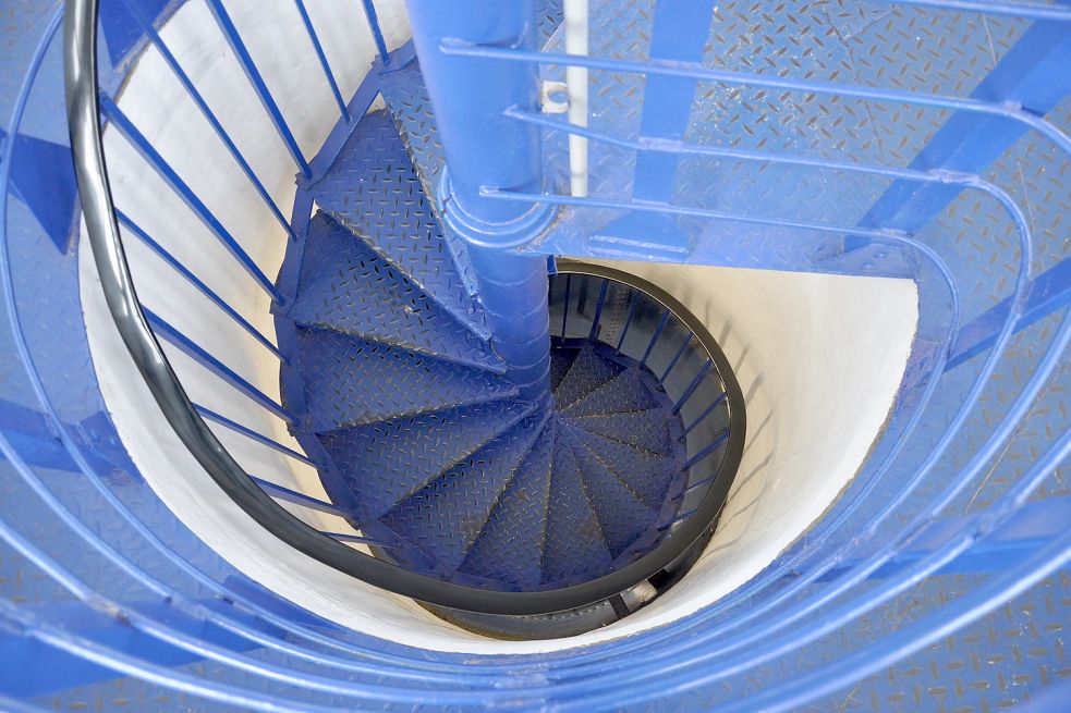 Der Aufstieg ist nicht ohne, die Wendeltreppe eng. Foto: Ullrich