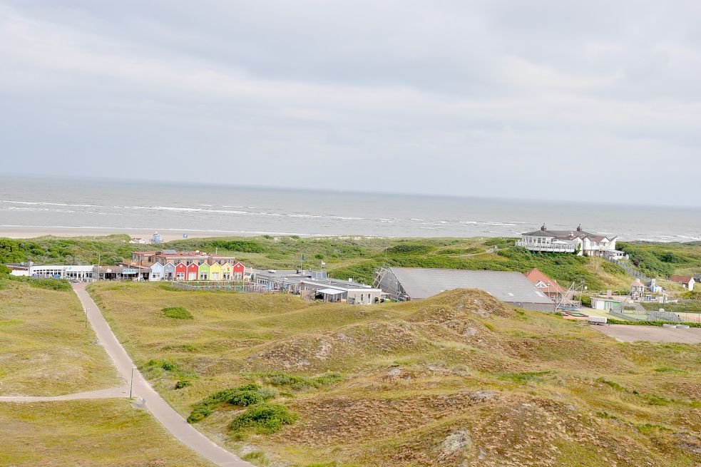 Perspektivwechsel: Der Blick auf Langeoog vom Wasserturm aus. Foto: Ullrich