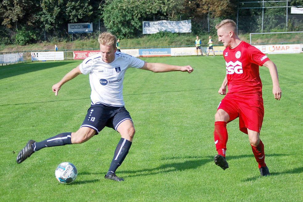 Torben Lange (links) sorgte mit dem 2:0 für die Entscheidung. Archivfoto: Reemts