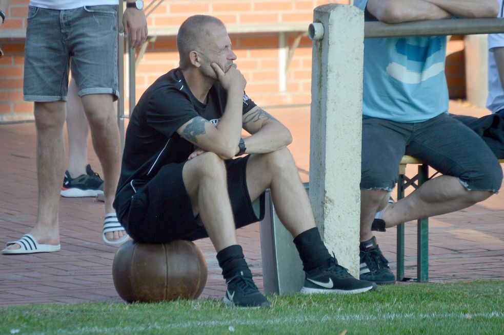 Kein Trainer mehr beim SV Strücklingen: Markus Stern. Foto: Weers