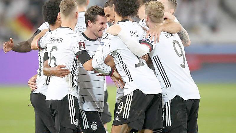 Das DFB-Team feierte in Stuttgart einen deutlichen Sieg gegen Armenien. Foto: Tom Weller/dpa