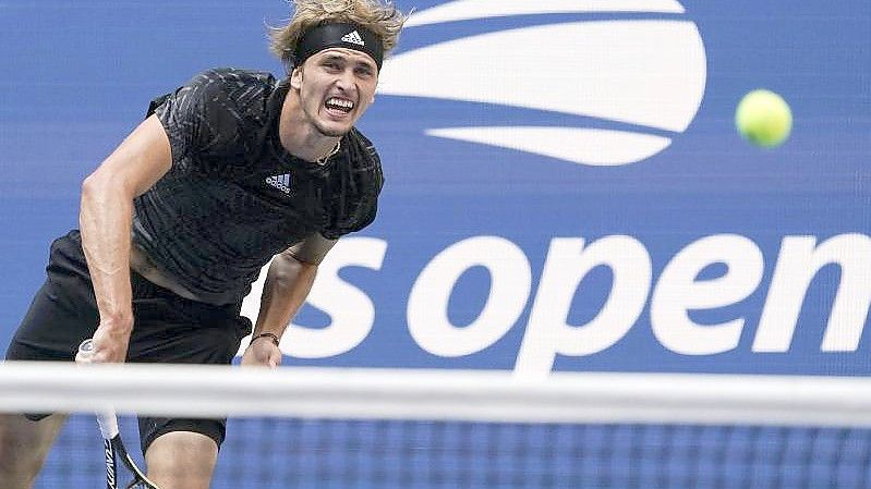 Alexander Zverev hat es bei den US Open ins Halbfinale geschafft. Foto: Elise Amendola/AP/dpa