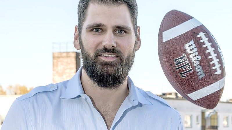 Gewann zweimal in seiner Karriere den Super Bowl: Sebastian Vollmer. Foto: Jörg Carstensen/dpa