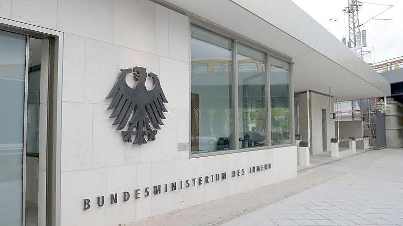 Die Zahl der Spitzenbeamten im Bundesinnenministerium ist gestiegen. Foto: picture alliance / dpa