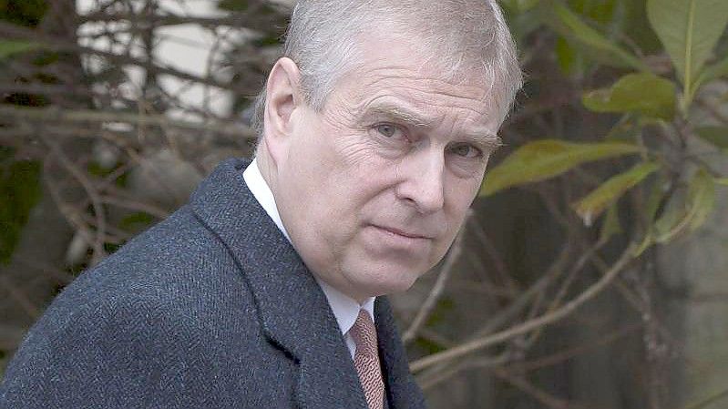 Prinz Andrew von Großbritannien. Eine Frau wirft ihm vor, sie als Minderjährige sexuell missbraucht zu haben. Foto: Neil Hall/PA Wire/dpa