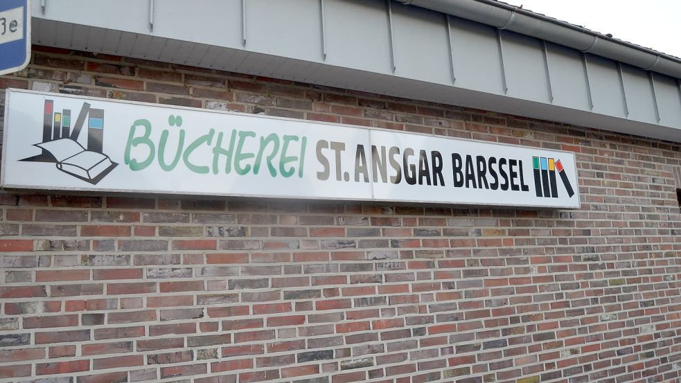 Ein Wasserschaden beeinträchtigt das Erdgeschoss der Bücherei St. Ansgar an der Barßeler Marienstraße. Außerdem ist die Heizung defekt. Nun soll das Gebäude saniert und modernisiert werden. An den Kosten beteiligt sich auch die Gemeinde Barßel. Foto: Fertig