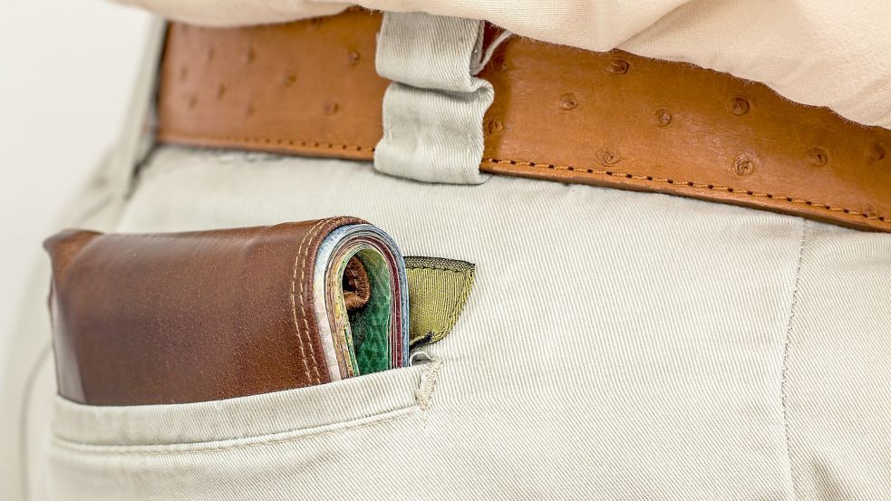 Vor einer Woche ist einem Mann die Geldbörse aus der hinteren Hosentasche gestohlen worden. Symbolfoto: Pixabay