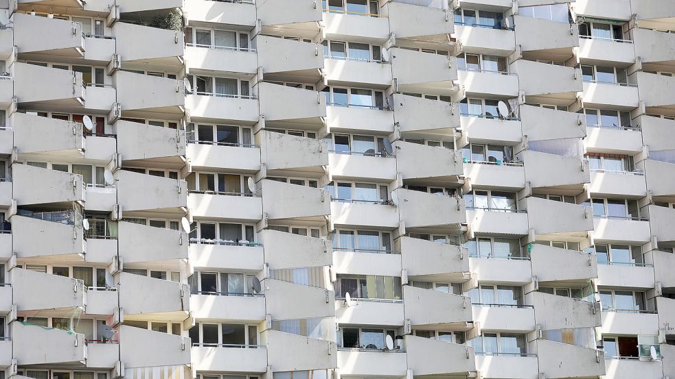 Trotz aller Bautätigkeit: Der Bedarf an Wohnraum wächst, die Preise steigen. Foto: Berg/dpa