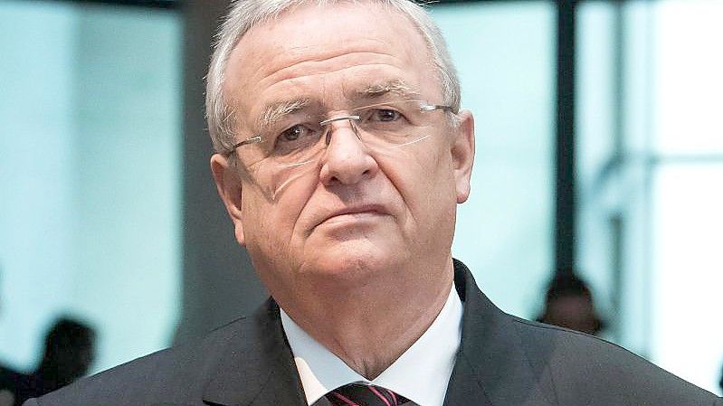 Martin Winterkorn muss im VW-Betrugsprozess in Braunschweig zunächst nicht erscheinen. Foto: Bernd von Jutrczenka/dpa