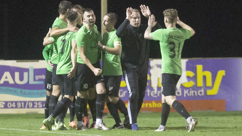 Nach zehn Minuten und der 1:0-Führung brandete bei Firrel erstmals Jubel auf. Foto: Doden