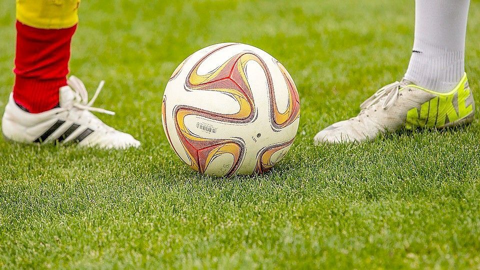 In Holte steigt das Spitzenspiel der Fußball-Ostfrieslandliga. Foto: Pixabay