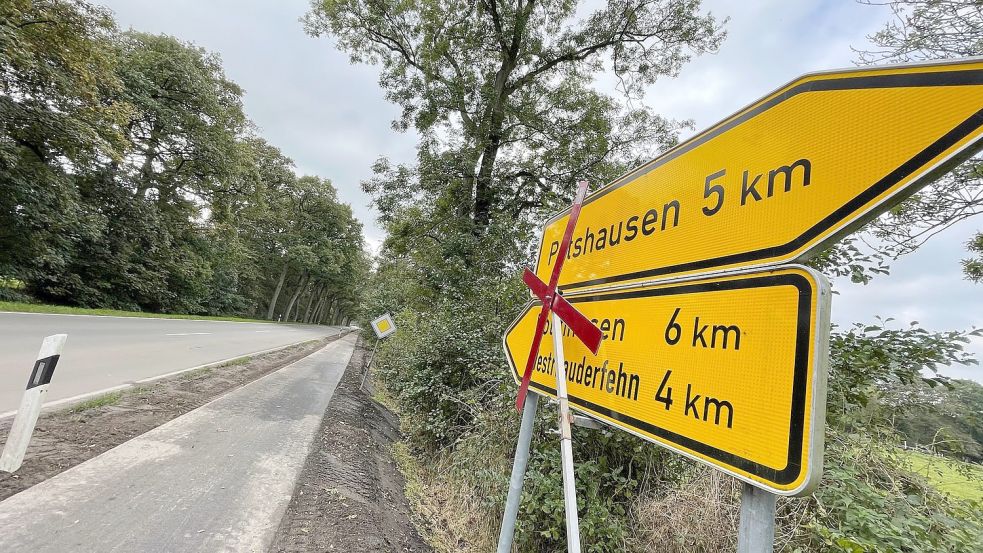 Noch bleibt die Landesstraße 21 gesperrt. Foto: Hellmers