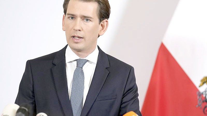 Korruptionsermittlungen gegen Österreichs Kanzler Sebastian Kurz (ÖVP) haben eine Regierungskrise ausgelöst. Foto: Georg Hochmuth/APA/dpa