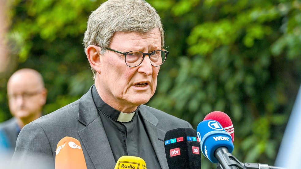 Kardinal in der Kritik: Rainer Maria Woelki bekommt sein volles Gehalt während er sechs Monate lang eine Auszeit nimmt. Foto: Harald Oppitz/kna