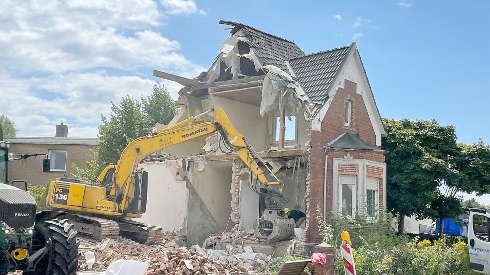 Abgerissen und neugebaut – wie kürzlich in Loga – wird derzeit an vielen Stellen im Landkreis Leer. Foto: Nording/Archiv