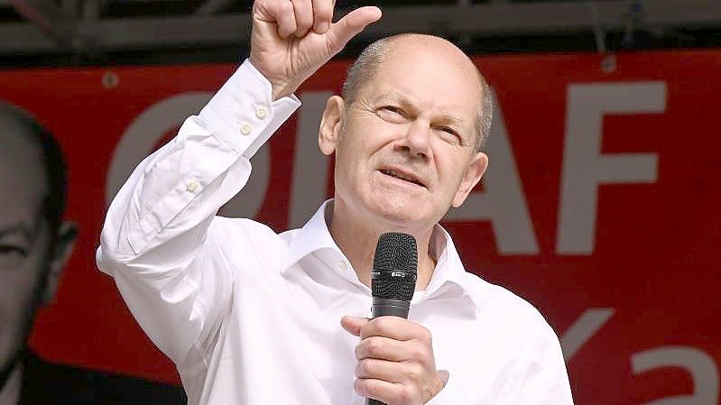 SPD-Kanzlerkandidat Olaf Scholz will das Kabinett paritätisch besetzen - und das Bundestagspräsidenten-Amt?. Foto: Bernd Weißbrod/dpa