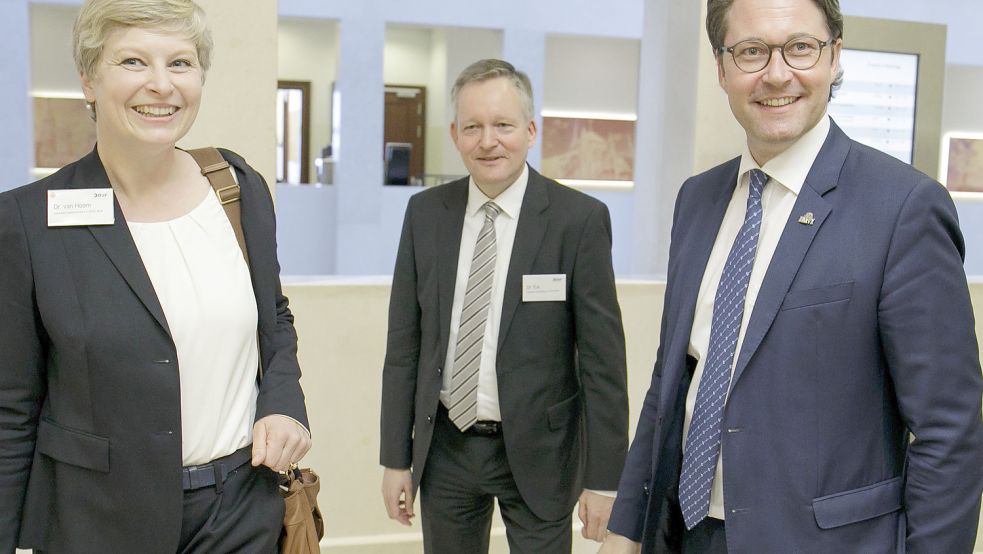 Heikoe van Hoorn tauscht sich mit Verkehrsminister Andreas Scheuer (CSU, rechts) aus. Foto: privat