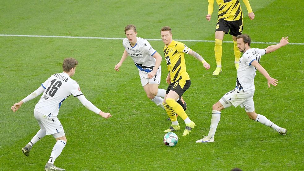 Überraschende Bilanz: Gegen Dortmund feierte Bielefeld die meisten Bundesligasiege. Foto: imago/Poolfoto