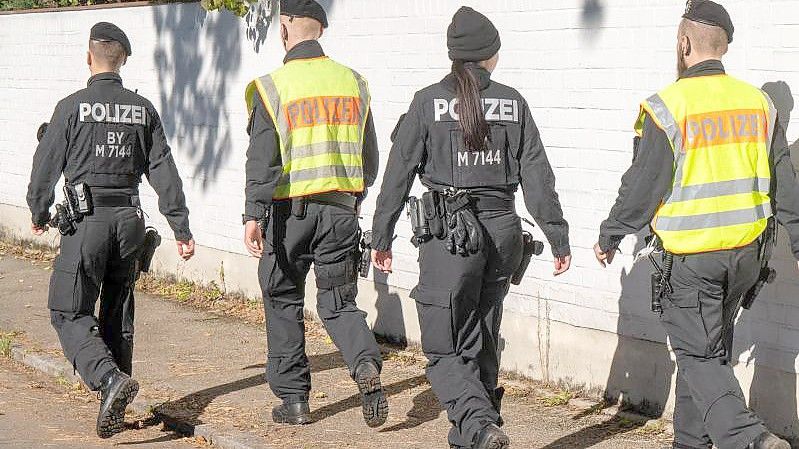Die Münchener Polizei hat einen 17-Jährigen festgenommen. Foto: Peter Kneffel/dpa