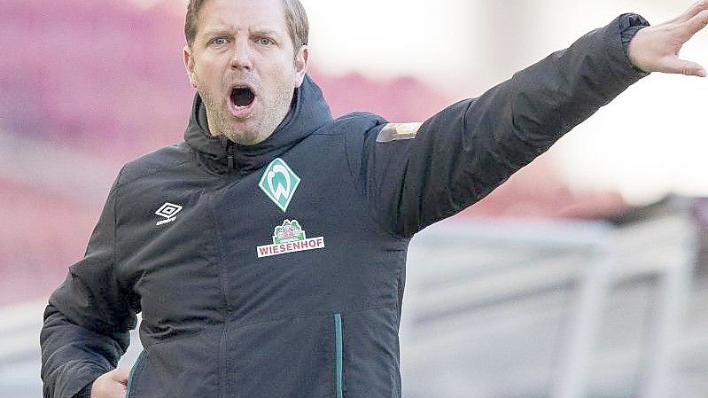 Hat beim VfL Wolfsburg ein straffes Start-Programm: Florian Kohfeldt. Foto: Tom Weller/dpa